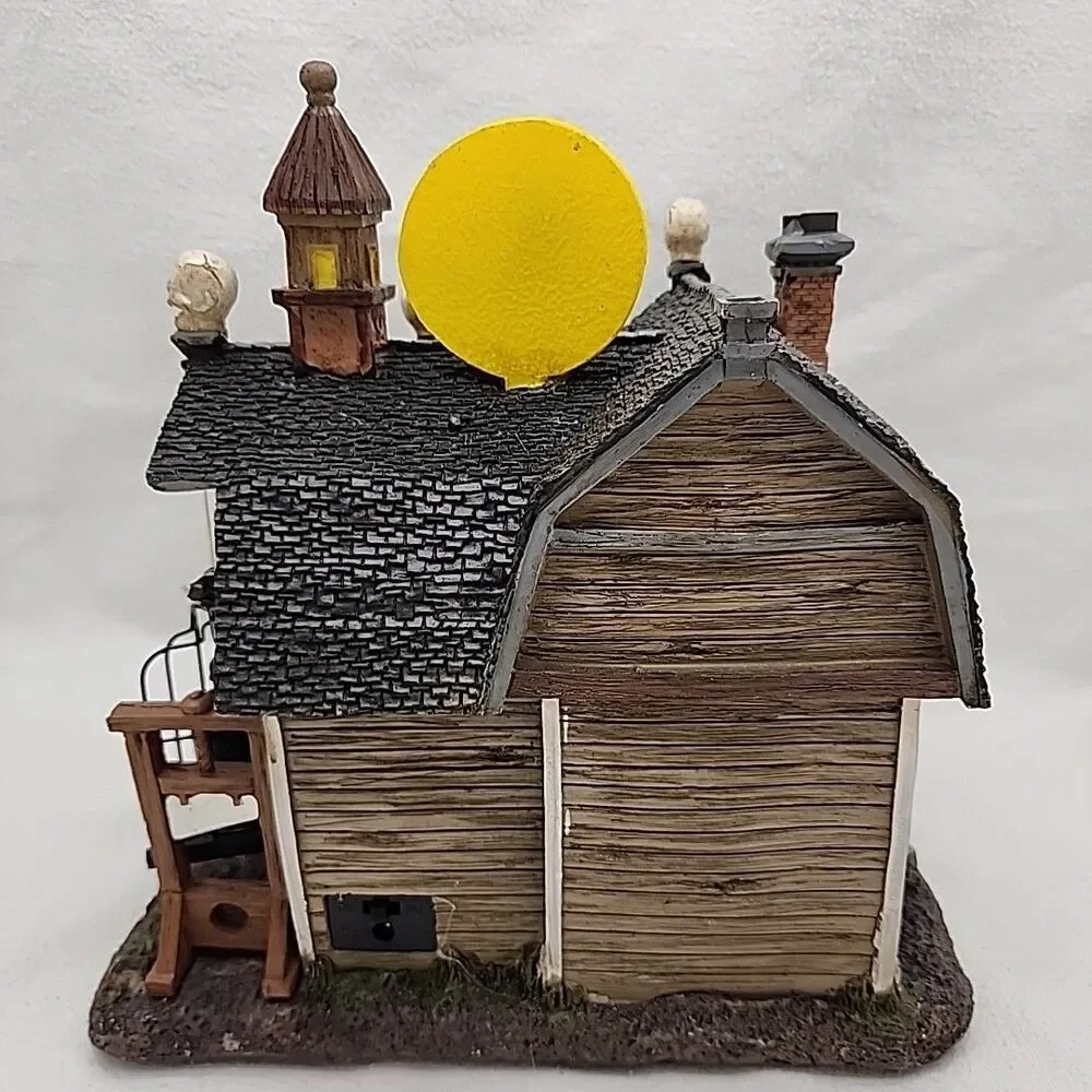 House Torture Barn Halloween Village Animated Music FG Square LED Illuminated